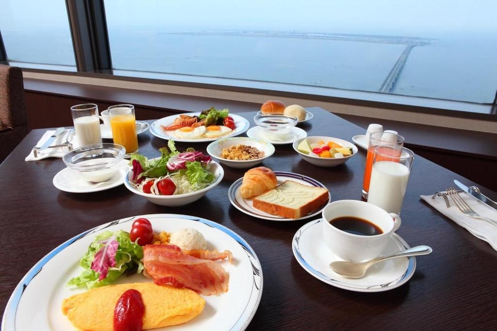 Odysis Suites Osaka Airport Hotel Izumisano Exterior photo