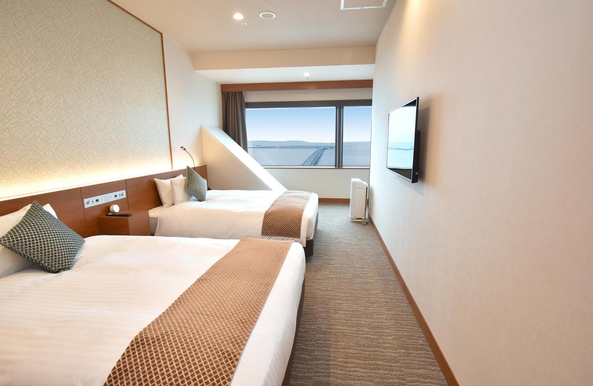 Odysis Suites Osaka Airport Hotel Izumisano Exterior photo