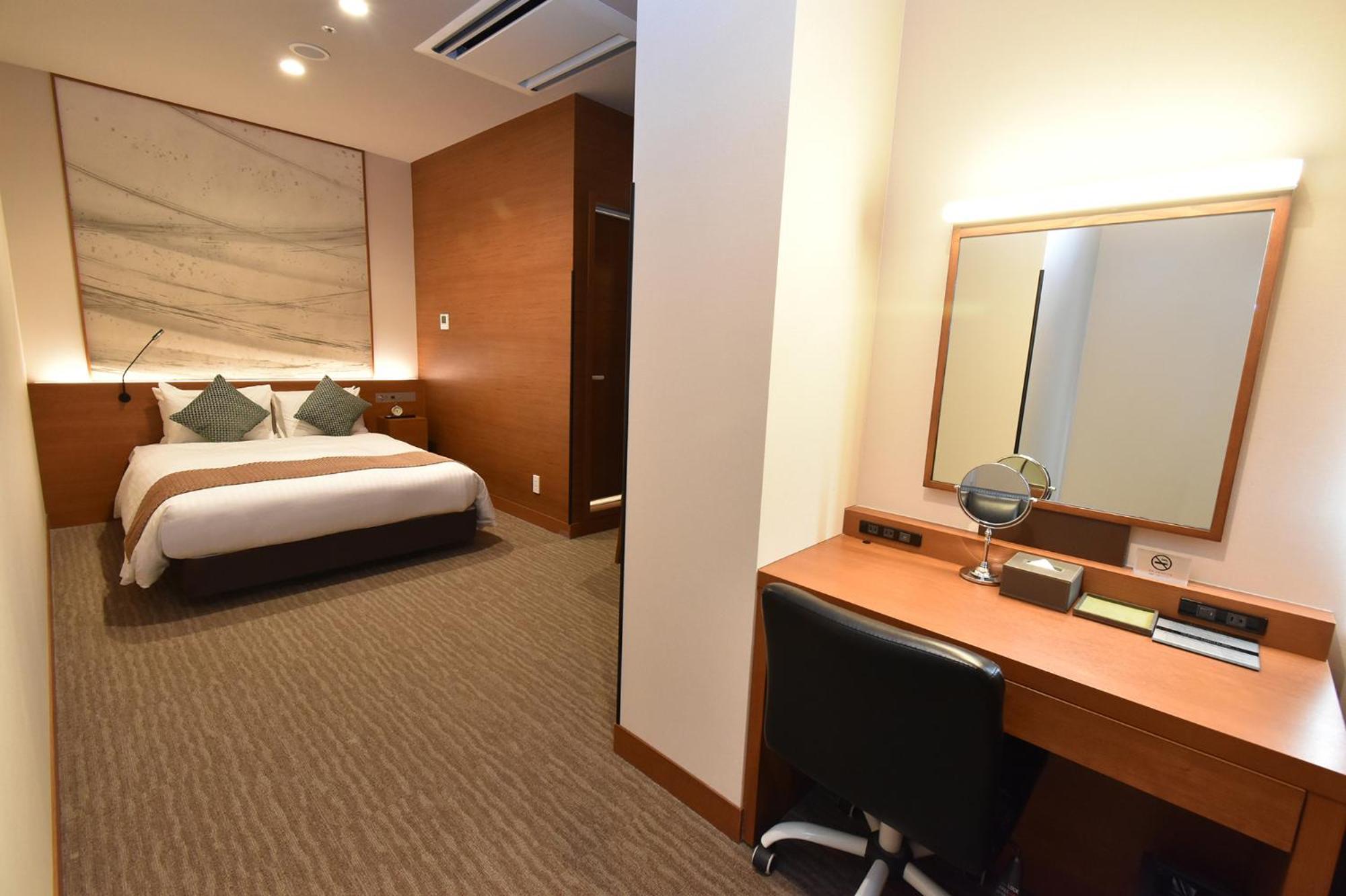 Odysis Suites Osaka Airport Hotel Izumisano Exterior photo